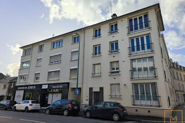 A LOUER A CAEN CENTRE PROCHE UNIVERSITE APPARTEMENT F2