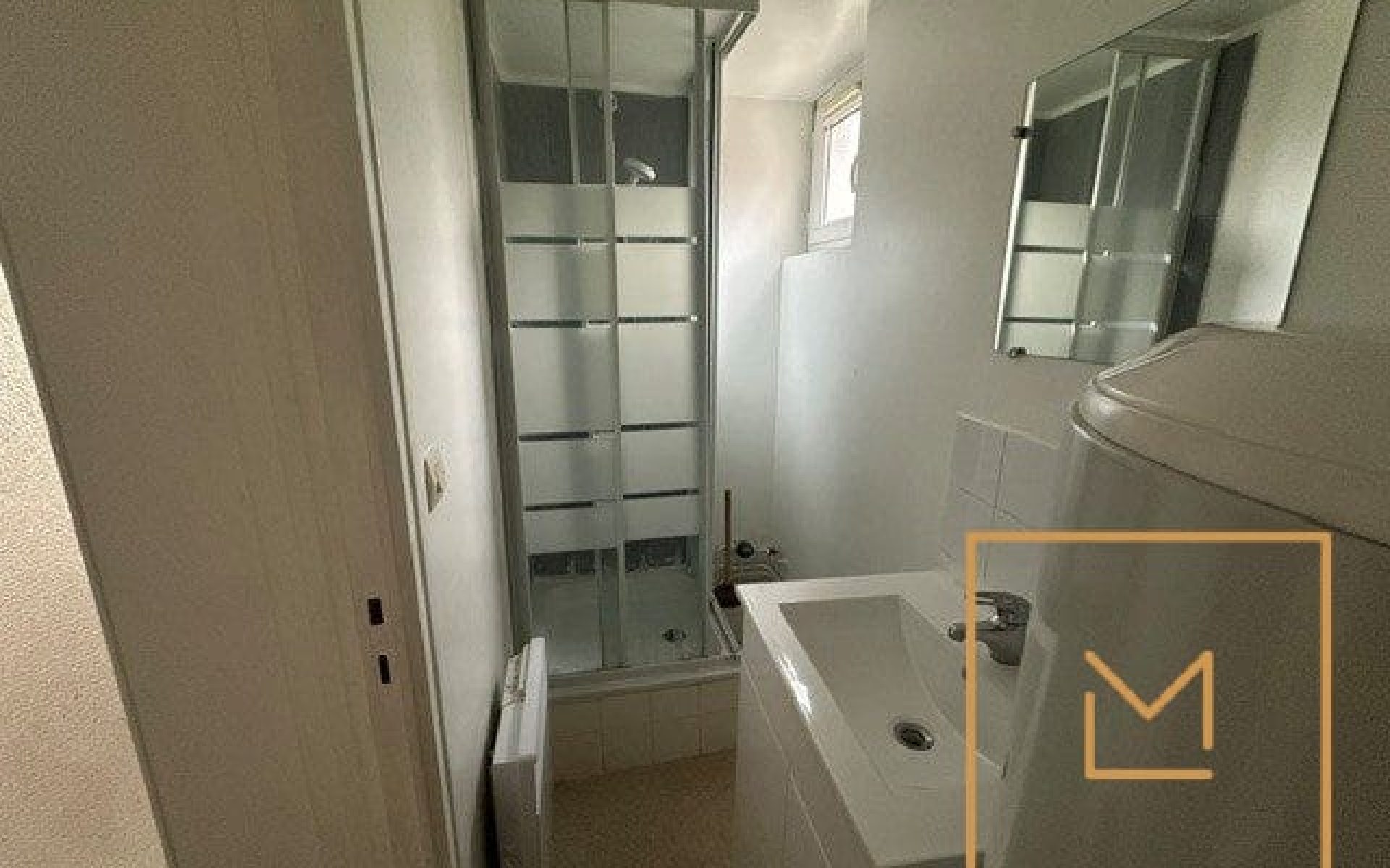 A-LOUER-A-CAEN-CENTRE-UN-APPARTEMENT-DE-TYPE-F3-7