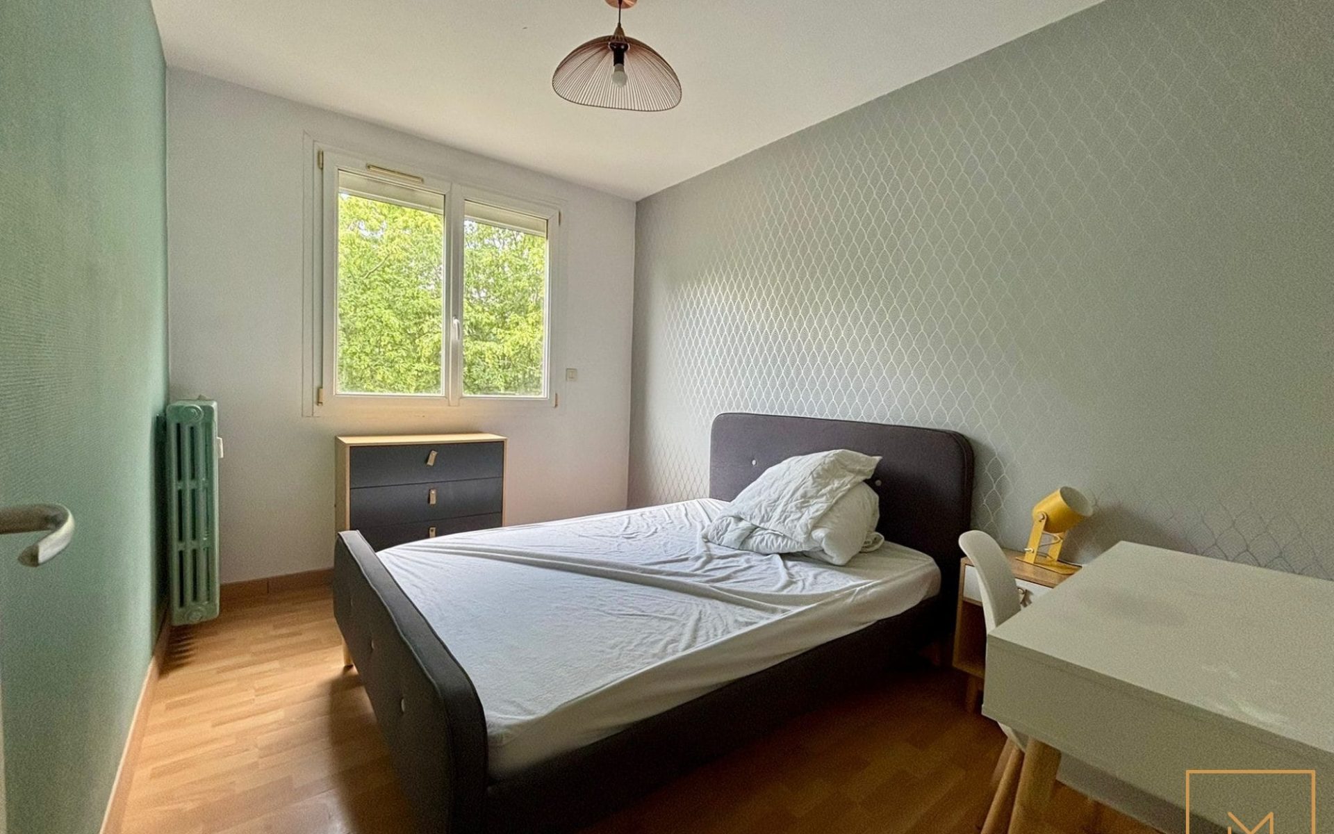 A-LOUER-A-HEROUVILLE-SAINT-CLAIR-CHAMBRE-MEUBLEE-3