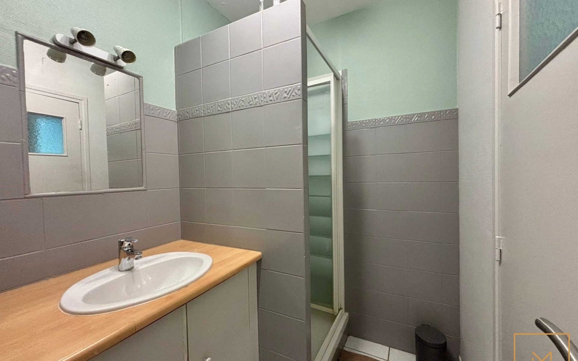 A-LOUER-A-HEROUVILLE-SAINT-CLAIR-CHAMBRE-MEUBLEE-5