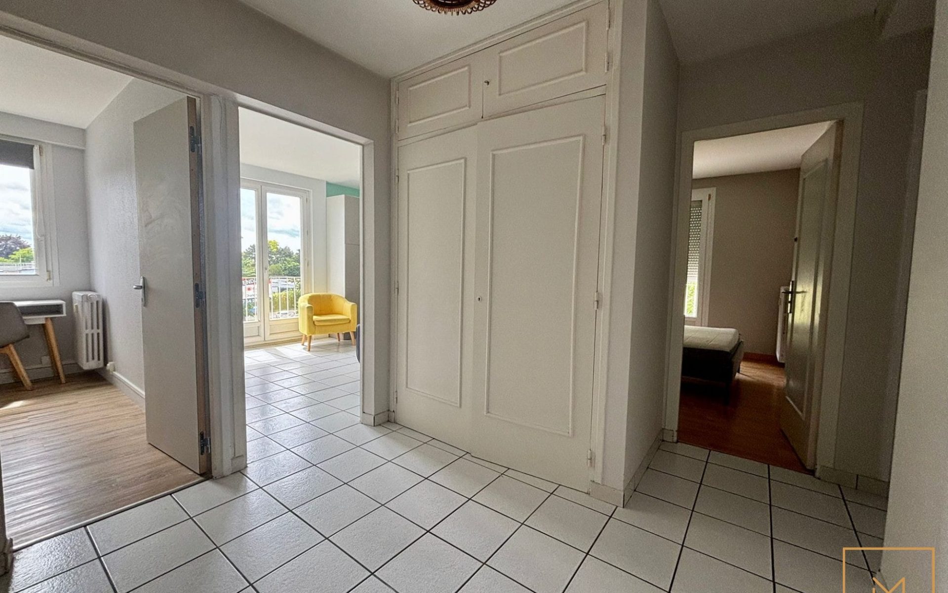 A-LOUER-A-HEROUVILLE-SAINT-CLAIR-CHAMBRE-MEUBLEE-6