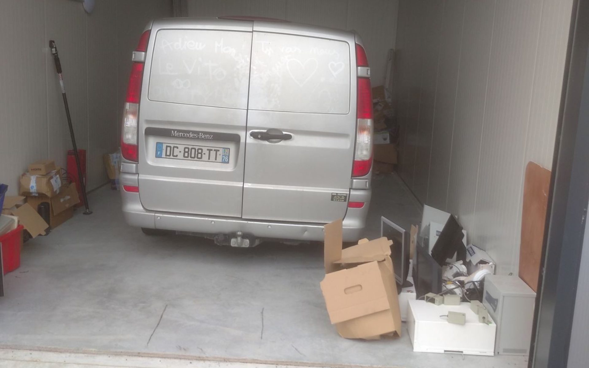 A LOUER A IFS GARAGE