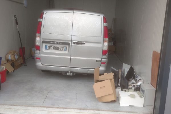 A LOUER A IFS GARAGE