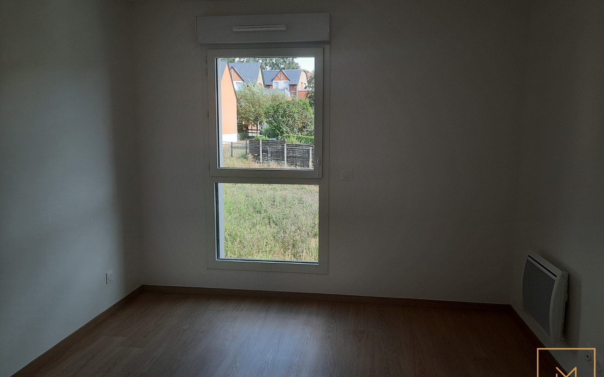 A-LOUER-A-TOUQUES-APPARTEMENT-NEUF-F2-BALCON-3