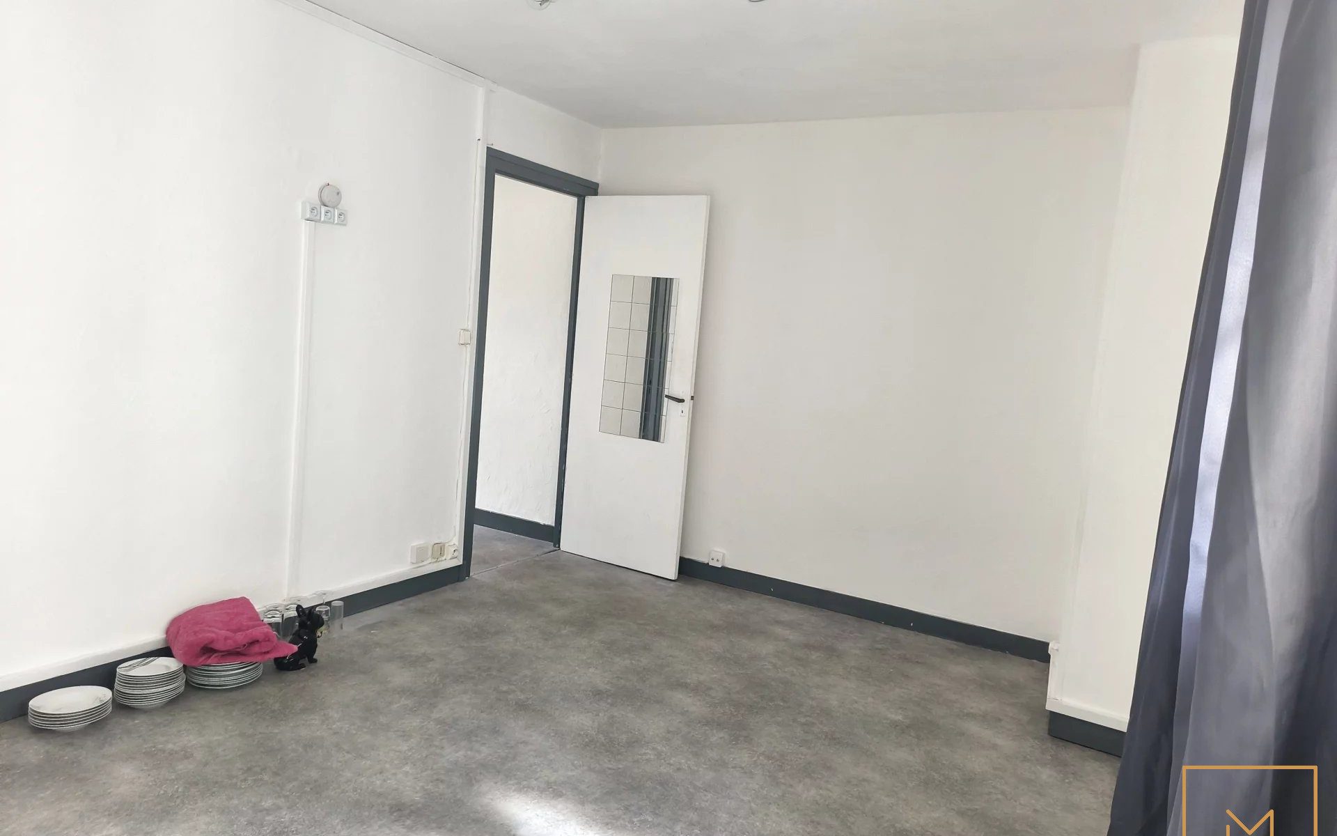 A-LOUER-APPARTEMENT-F1-CENTRE-VILLE-VAUGUEUX-1