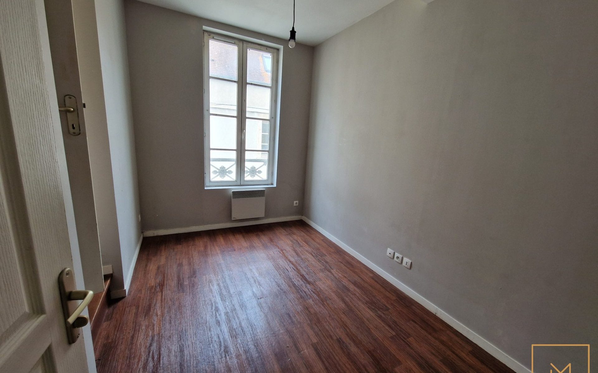 A-LOUER-APPARTEMENT-T2-EN-PLEIN-CENTRE-VILLE-DE-CAEN-3