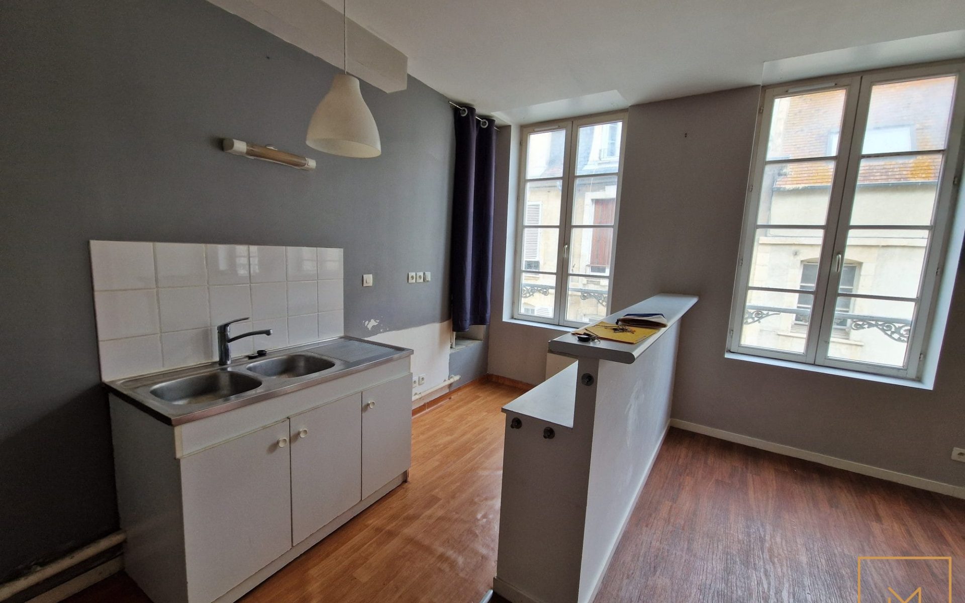 A LOUER APPARTEMENT T2 EN PLEIN CENTRE VILLE DE CAEN