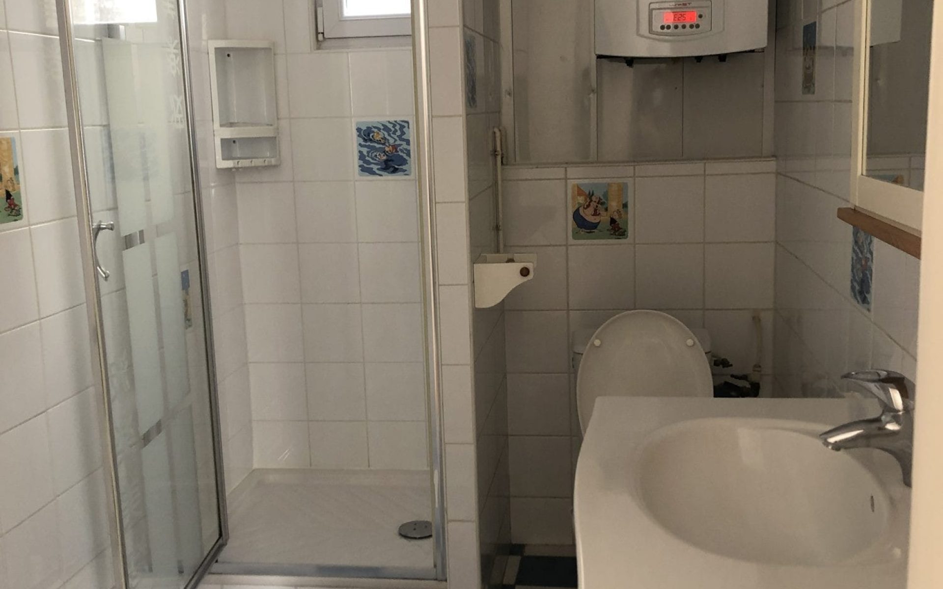 A-LOUER-CAEN-CENTRE-APPARTEMENT-F2-MEUBLE-6