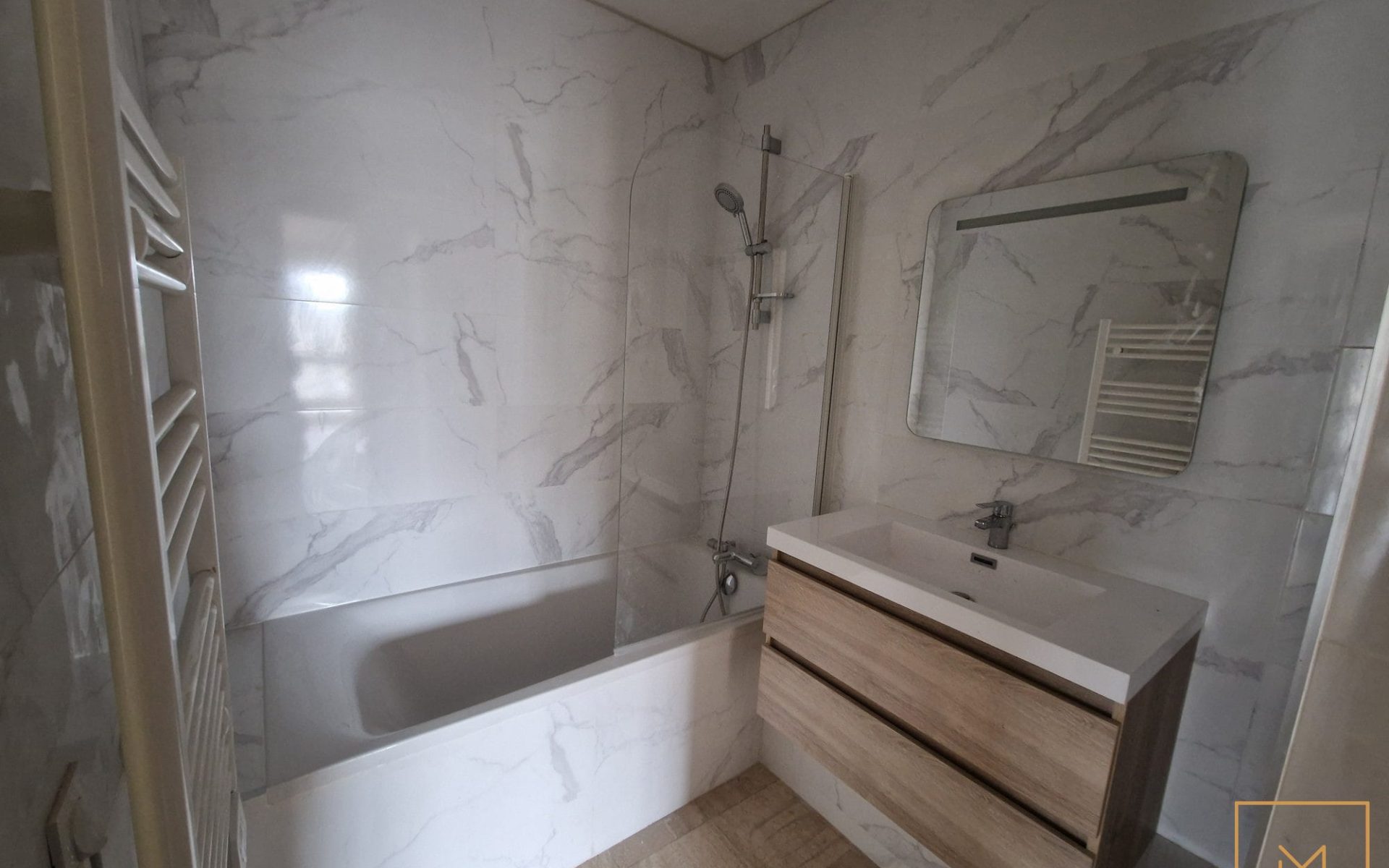 A-LOUER-CAEN-PLACE-COURTONNE-APPARTEMENT-2-CHAMBRES-7