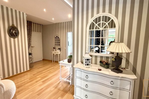 Appartement F4 Caen Centre.
