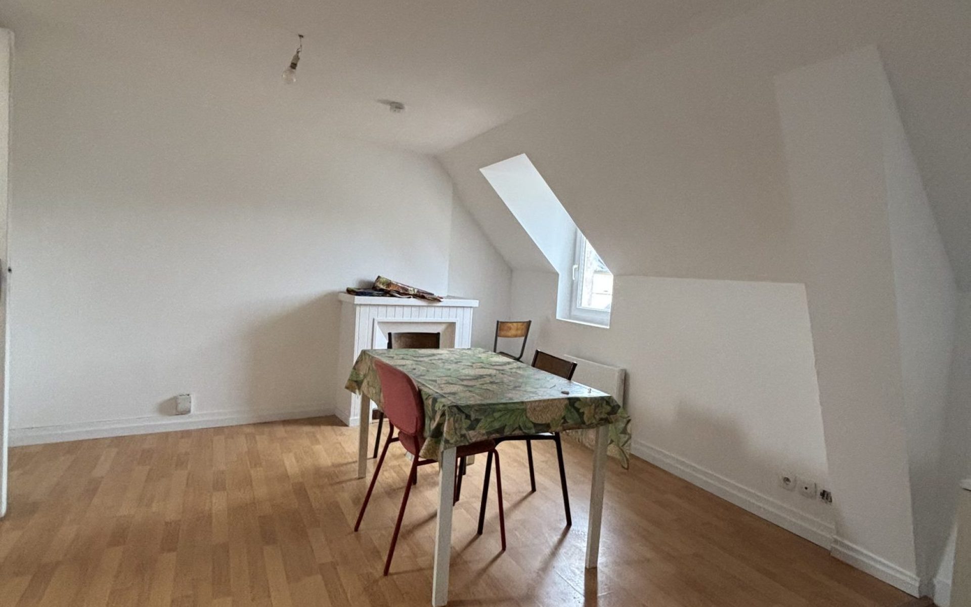 Appartement-T2-renove-de-30m2-meuble-3