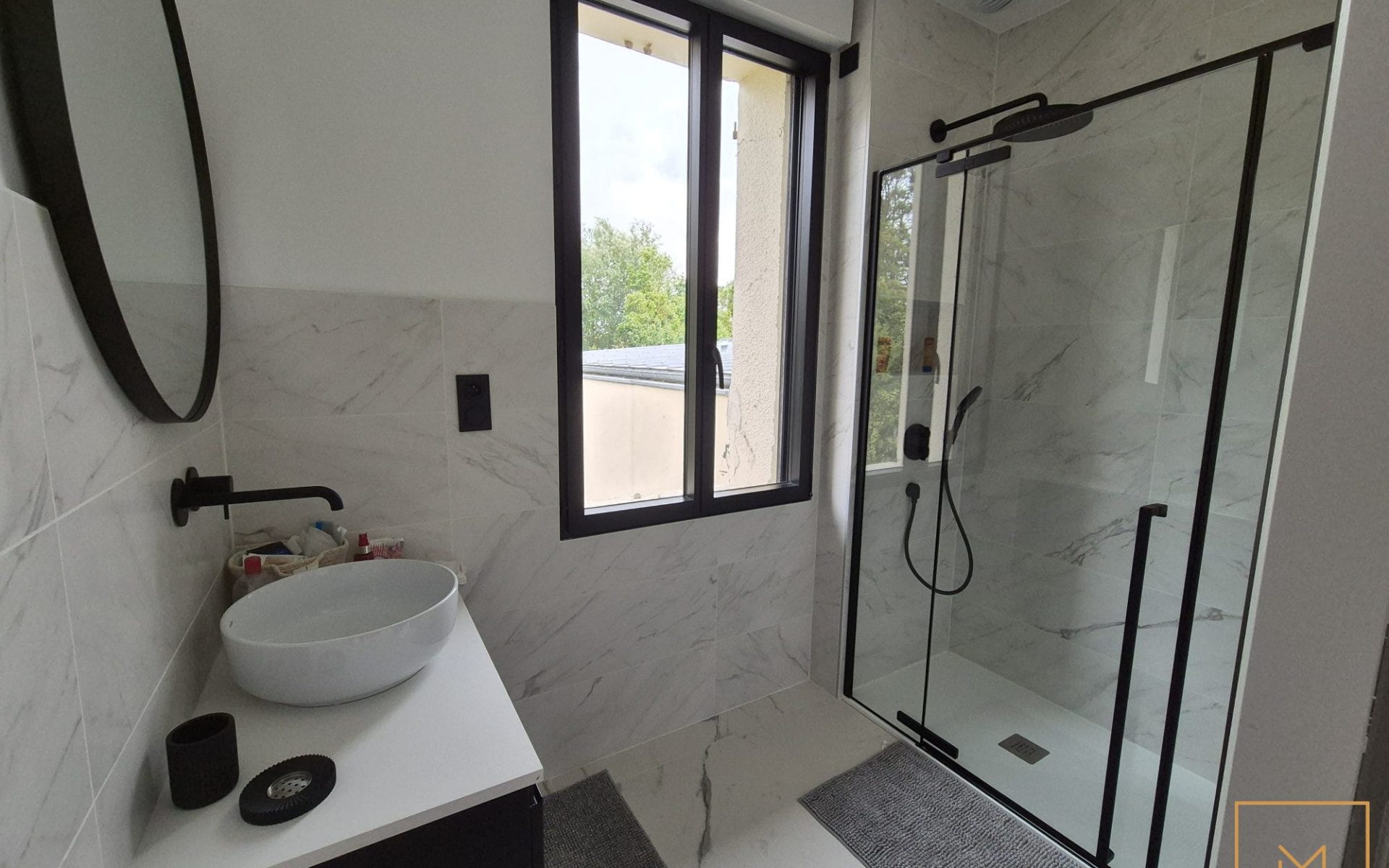 BELLE-MAISON-RENOVEE-MEUBLEE-5PP-FACE-MER-4