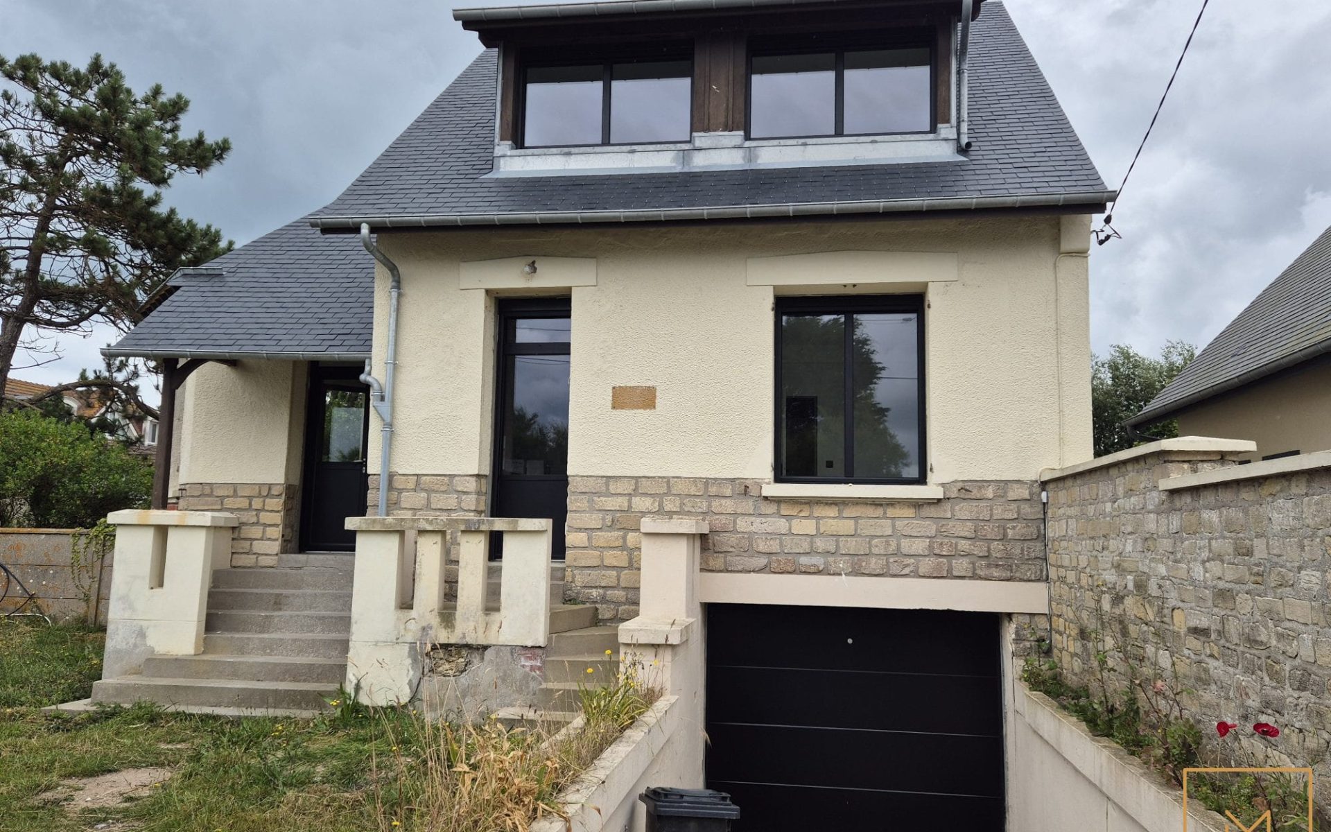 BELLE-MAISON-RENOVEE-MEUBLEE-5PP-FACE-MER-9