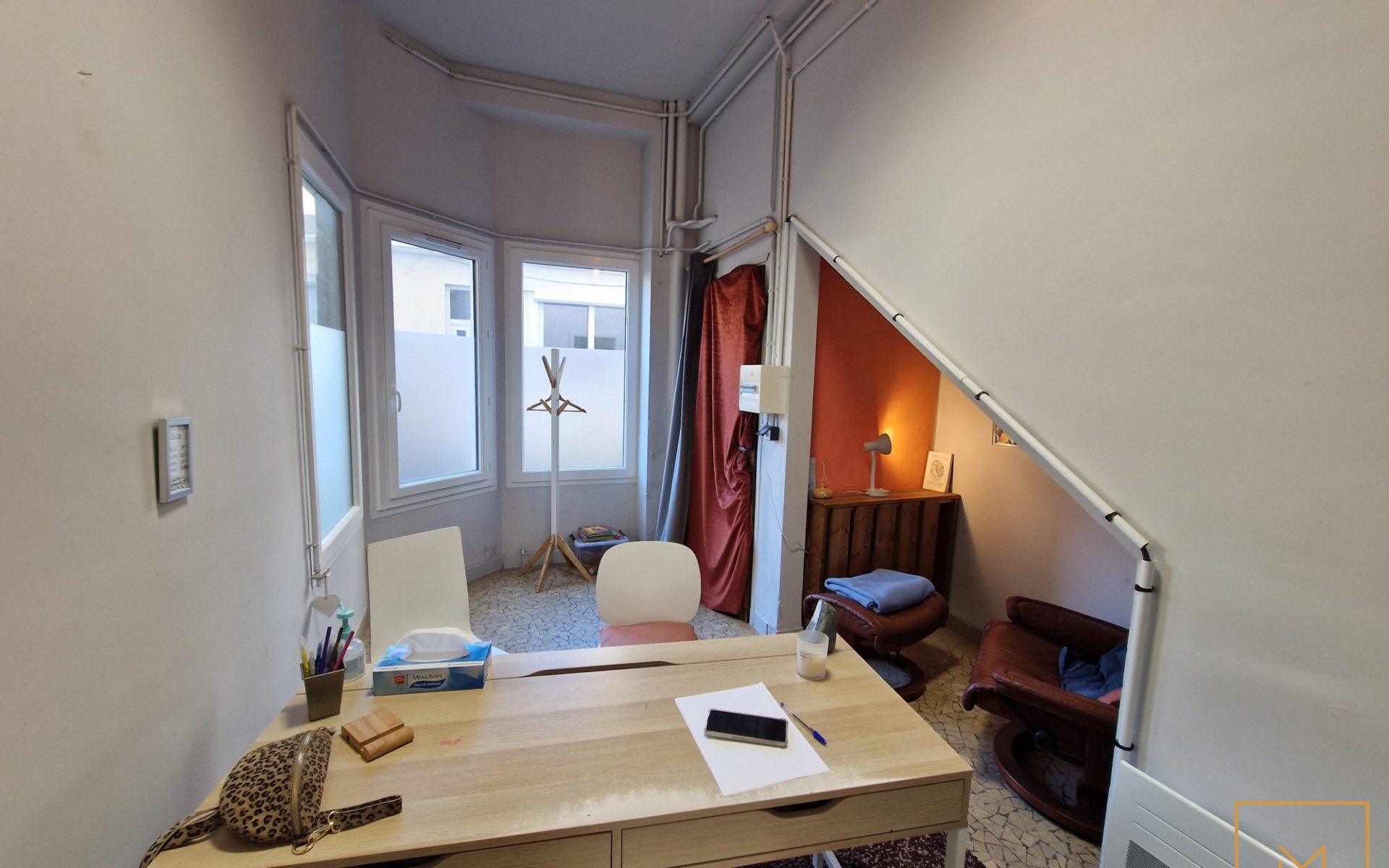 LOCAL-PROFESSIONNEL-PLEIN-COEUR-DE-CAEN-1
