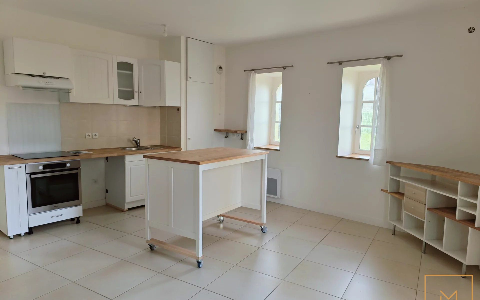 MAGNIFIQUE-T2-REZ-DE-JARDIN-BRETTEVILLE-SUR-ODON-4