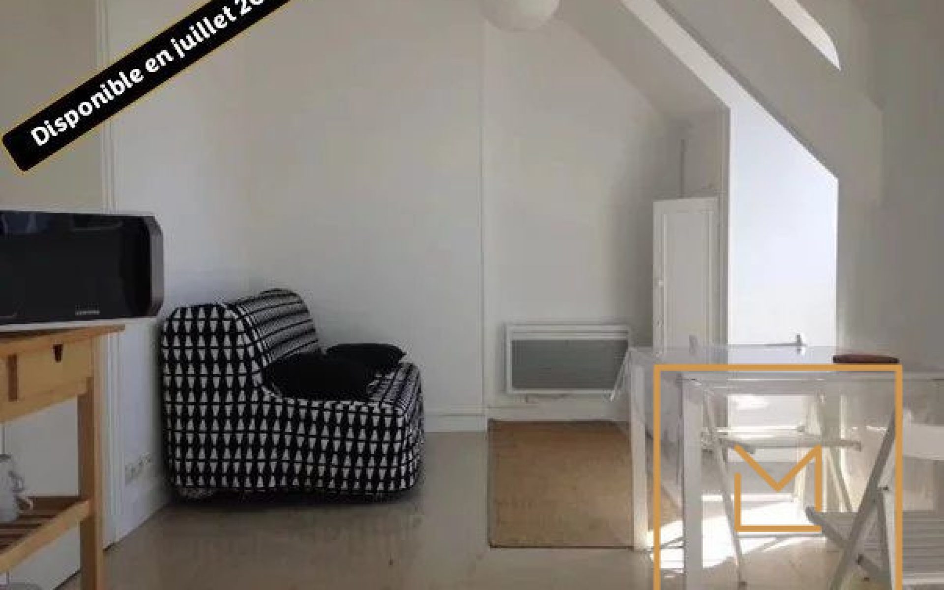 STUDIO MEUBLE CENTRE VILLE ST JEAN