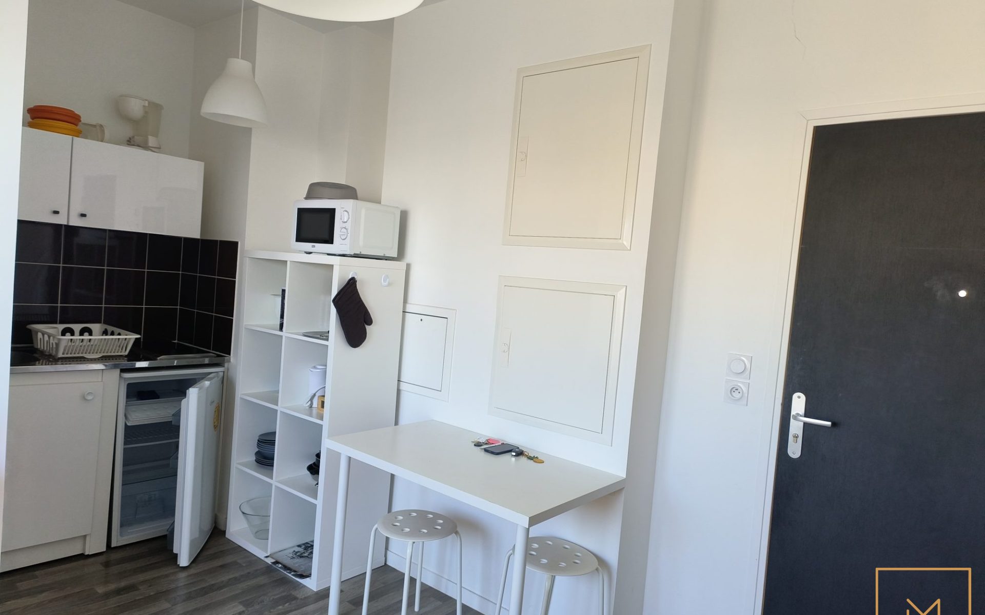 STUDIO-MEUBLE-FACE-A-LA-FAC-3