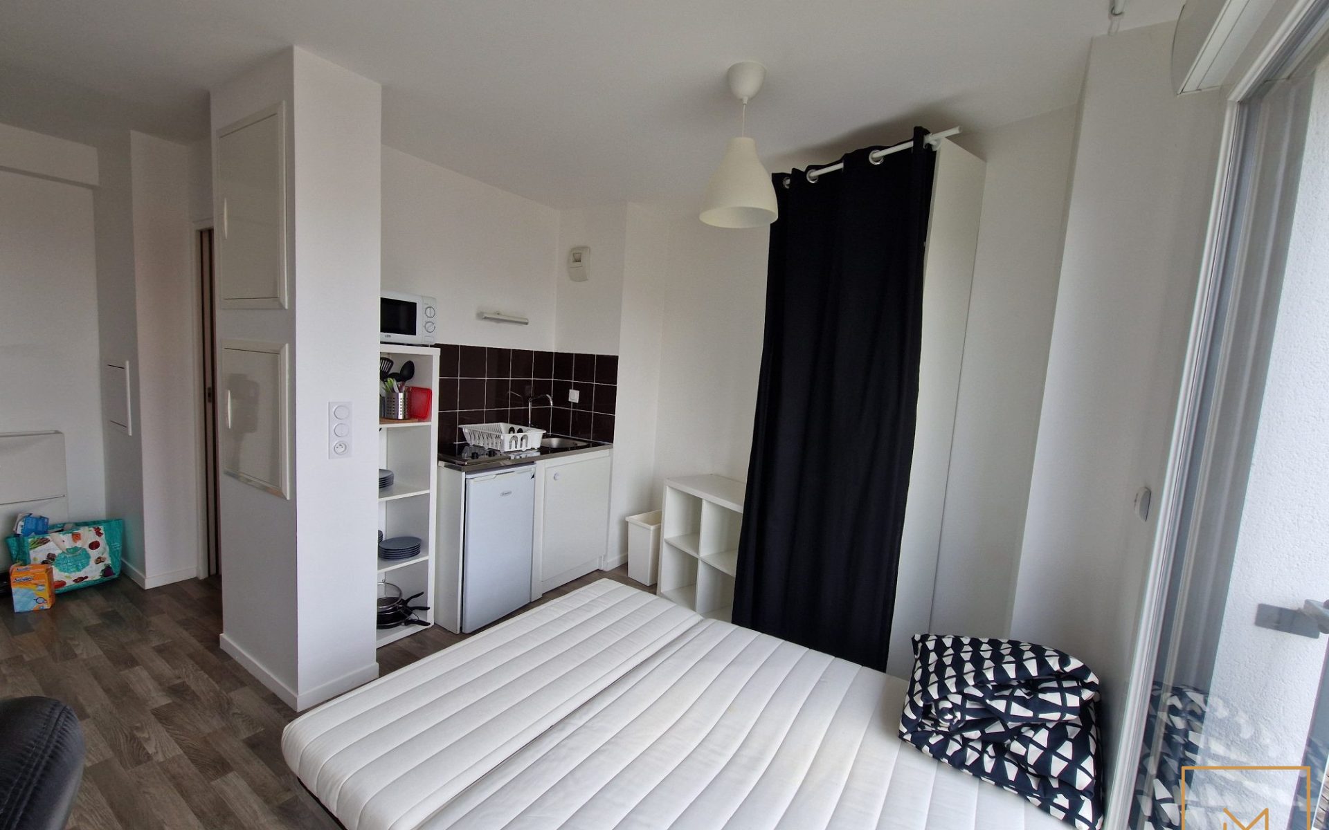 STUDIO MEUBLE NEUF FACE A LA FAC